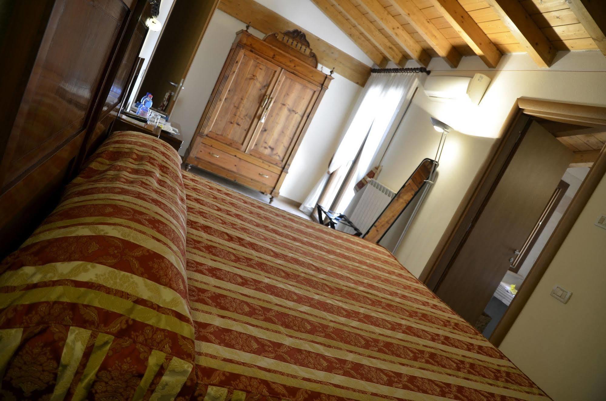 9 Muse Bed And Breakfast Canneto sull'Oglio Extérieur photo