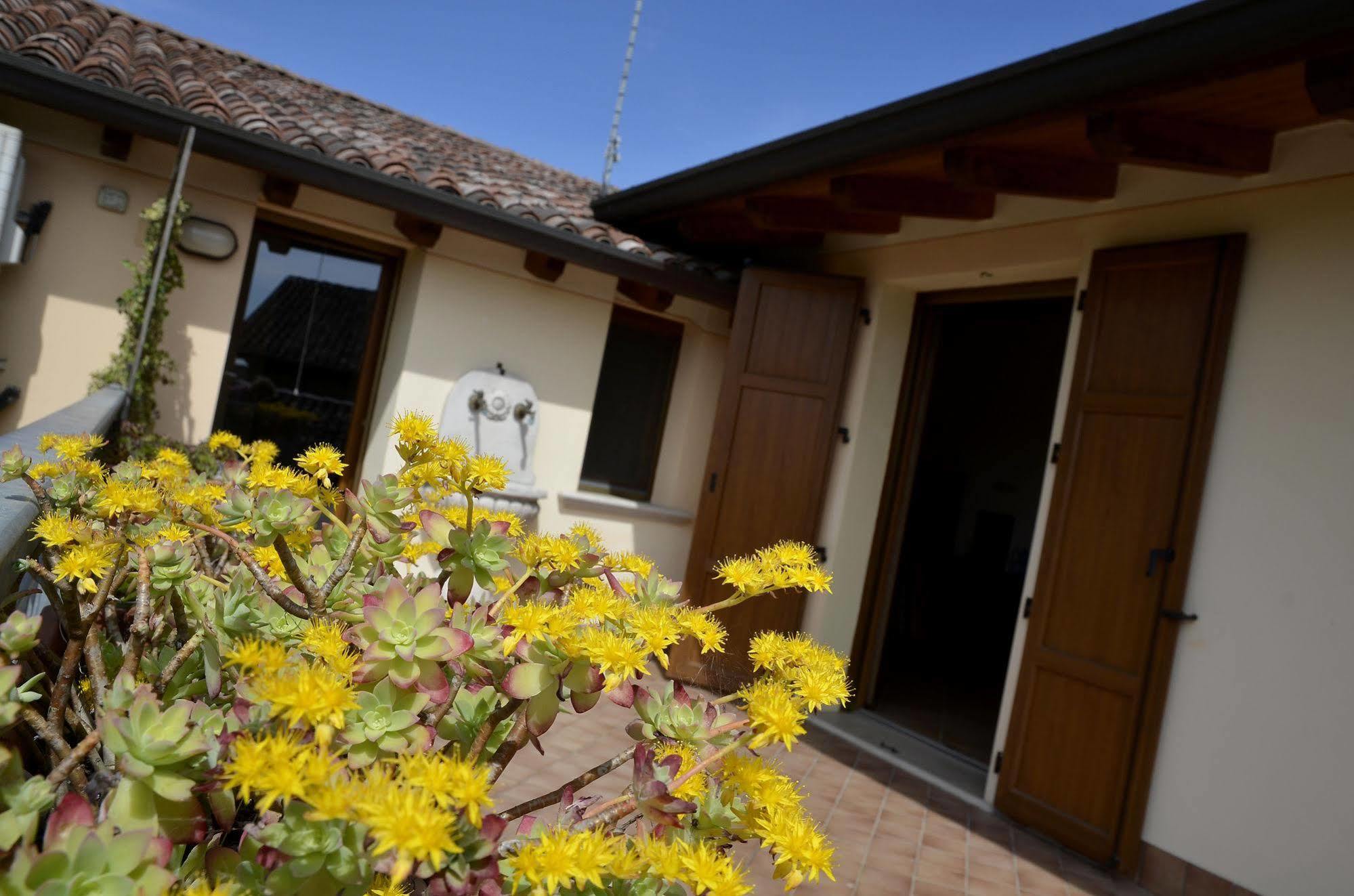 9 Muse Bed And Breakfast Canneto sull'Oglio Extérieur photo